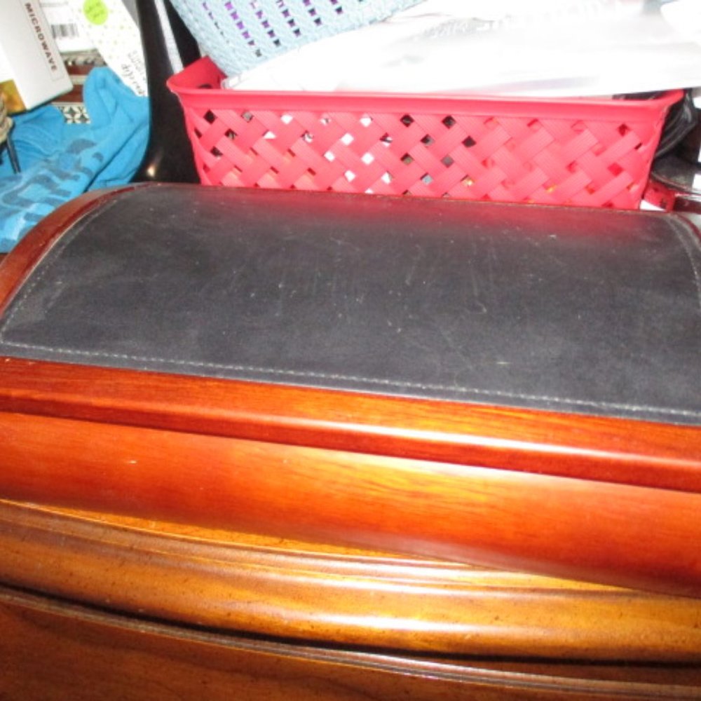 Men's Vintage Wood & Velvet Box